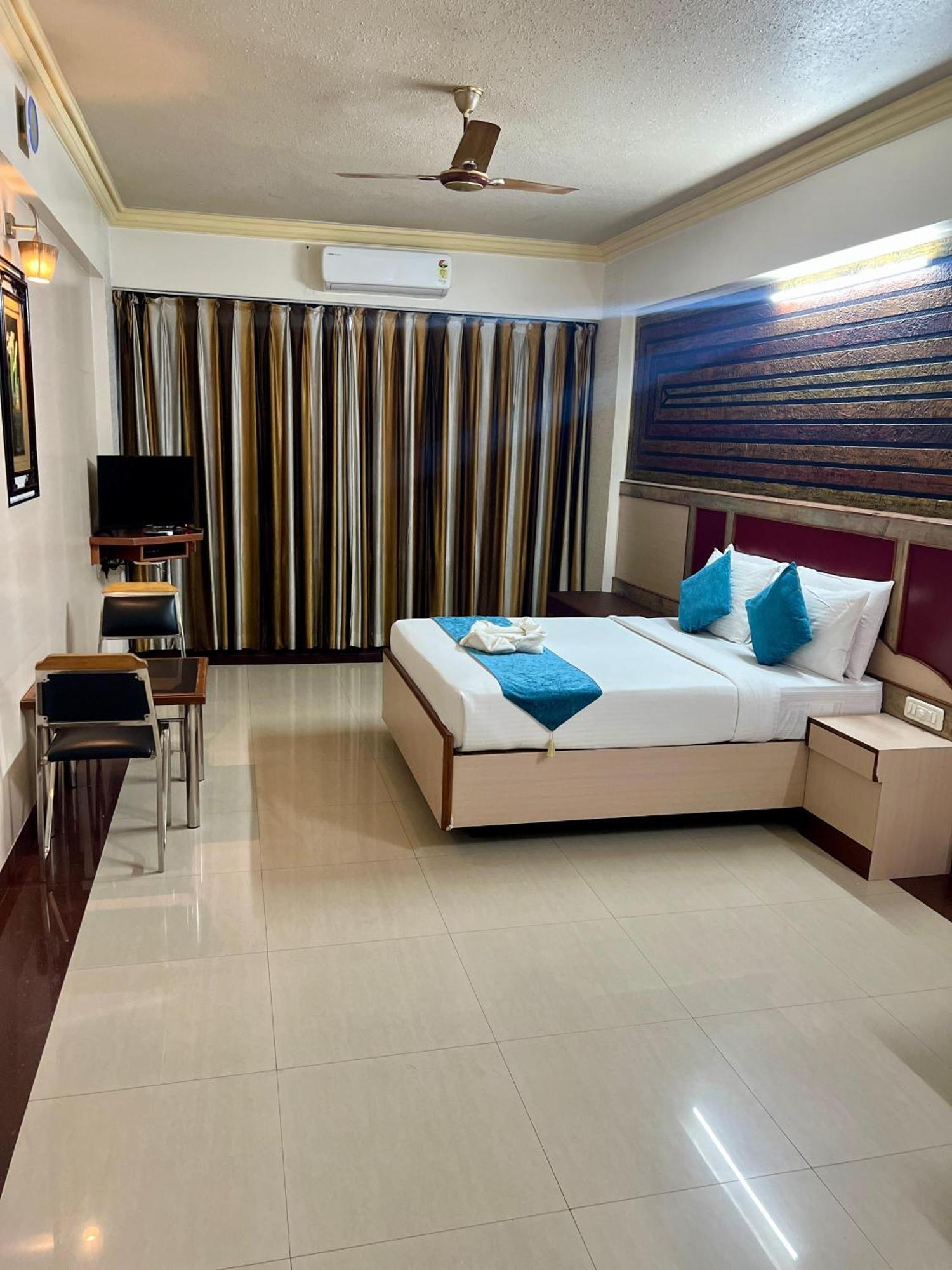 The Grand Krishna Rooms Bangalore Dış mekan fotoğraf